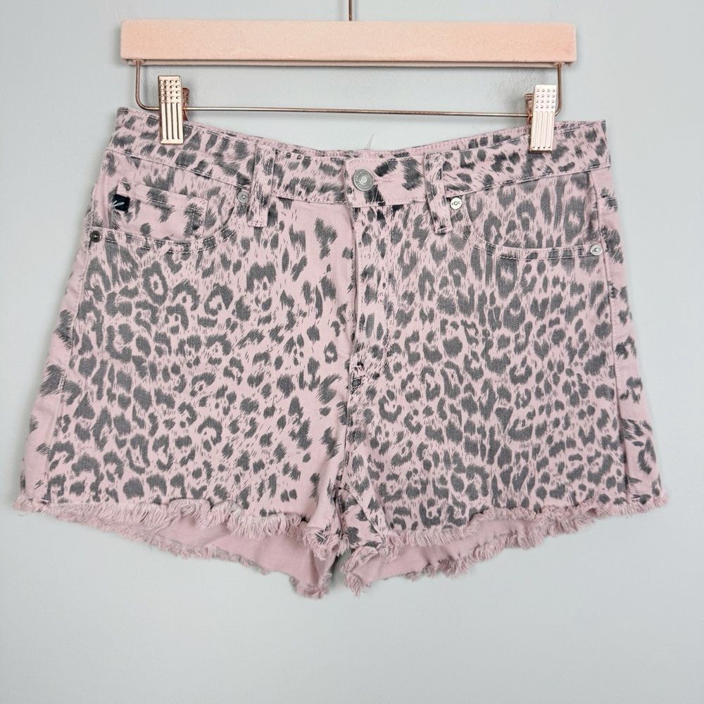 KANCAN | Ellie Blush Pink Leopard Denim Shorts Fray Hem Women’s Size Large - Picture 2 of 9